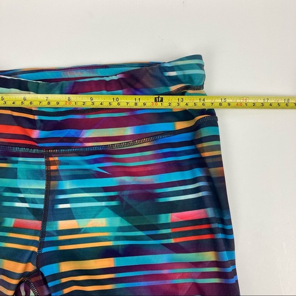 ATHLETA Women’s Sonar Capri Active Leggings colorful M - Picture 14 of 15